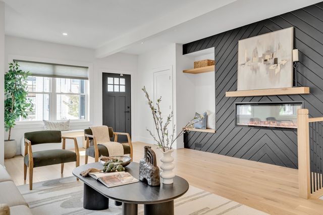 17 College Hill Road 1, Somerville, MA 02144