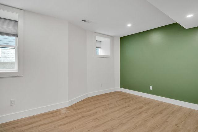 17 College Hill Road 1, Somerville, MA 02144