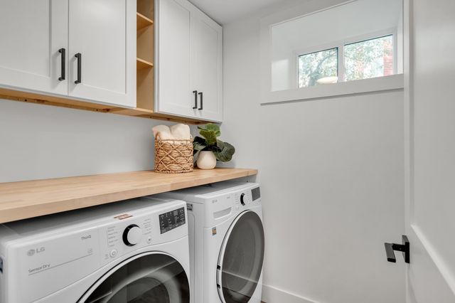 17 College Hill Road 1, Somerville, MA 02144