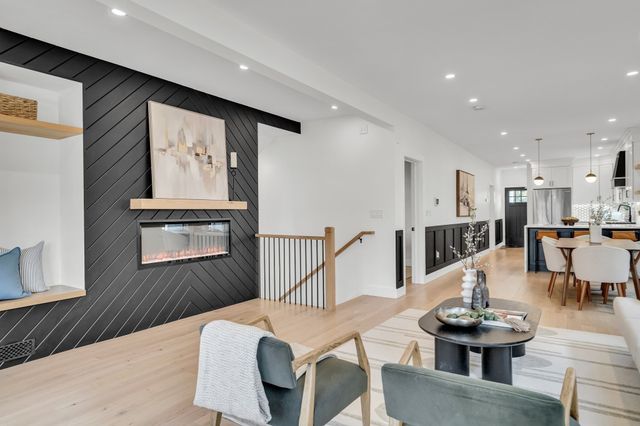 17 College Hill Road 1, Somerville, MA 02144