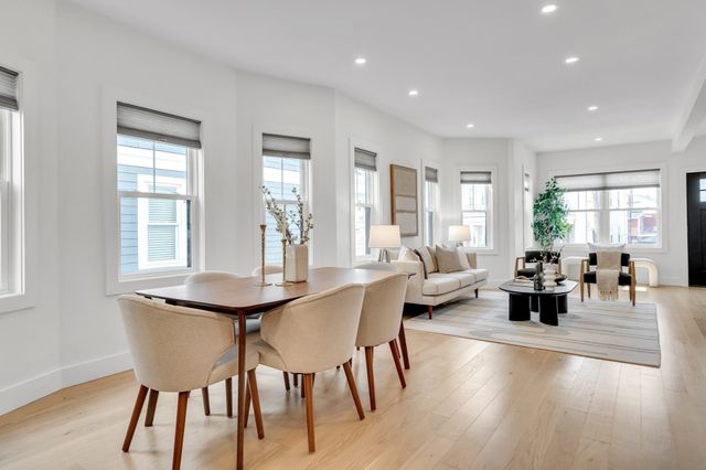 17 College Hill Road 1, Somerville, MA 02144