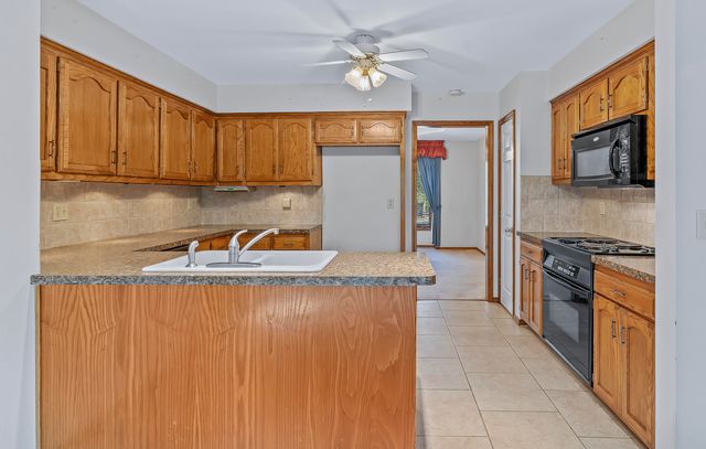 995 S Stanford Drive, Rogersville, MO 65742