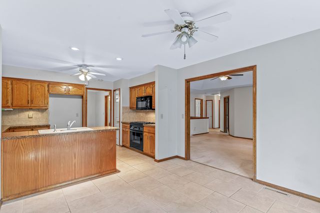 995 S Stanford Drive, Rogersville, MO 65742