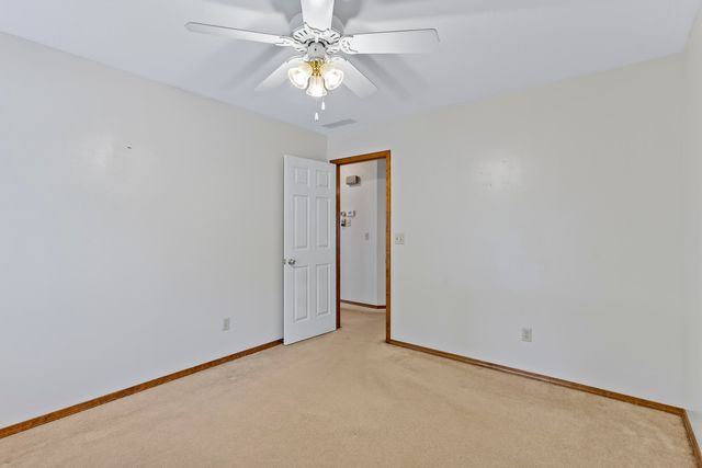 995 S Stanford Drive, Rogersville, MO 65742