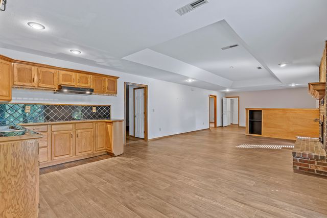 995 S Stanford Drive, Rogersville, MO 65742