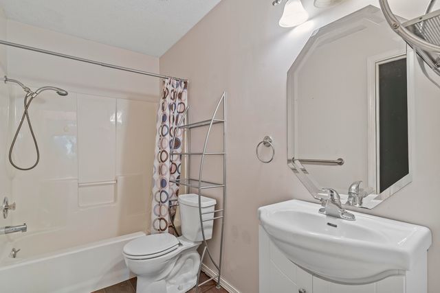 995 S Stanford Drive, Rogersville, MO 65742