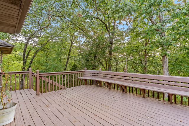 995 S Stanford Drive, Rogersville, MO 65742