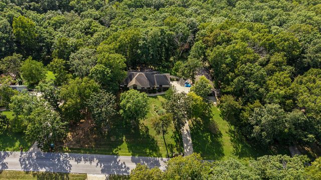 995 S Stanford Drive, Rogersville, MO 65742