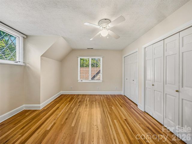 122 Stuyvesant Road, Asheville, NC 28803