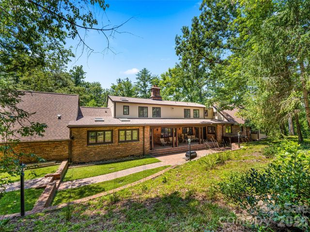 122 Stuyvesant Road, Asheville, NC 28803