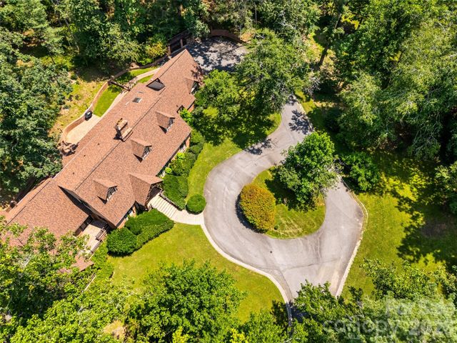 122 Stuyvesant Road, Asheville, NC 28803