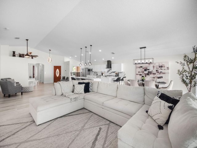 6344 Barton Creek Circle, Lake Worth, FL 33463