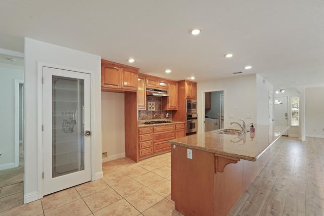 8760 Greer Way, Valley Springs, CA 95252