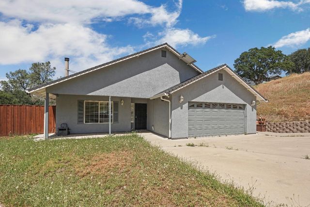 8760 Greer Way, Valley Springs, CA 95252