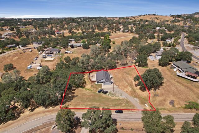 8760 Greer Way, Valley Springs, CA 95252