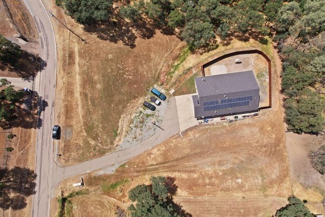 8760 Greer Way, Valley Springs, CA 95252