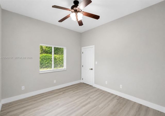 720 S Old Nob Hill Rd, Plantation, FL 33324