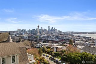 604 W Kinnear Place, Seattle, WA 98119