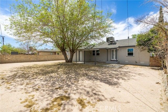 38642 Jacklin Avenue, Palmdale, CA 93550