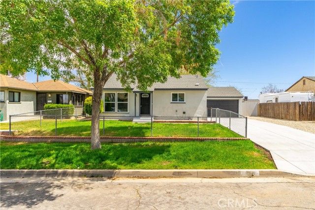 38642 Jacklin Avenue, Palmdale, CA 93550