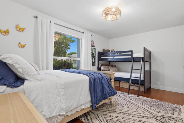 6020 Swinden Lane, Davie, FL 33331