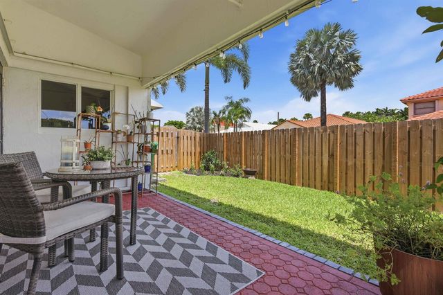 6020 Swinden Lane, Davie, FL 33331