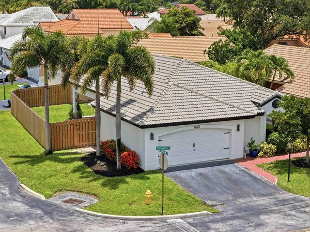 6020 Swinden Lane, Davie, FL 33331