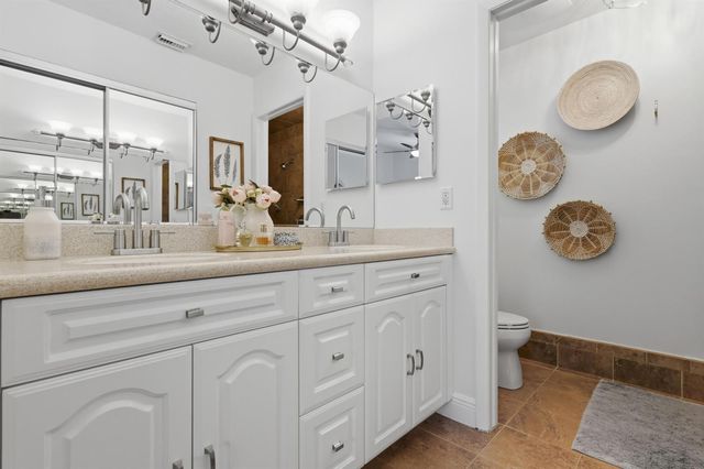 6020 Swinden Lane, Davie, FL 33331