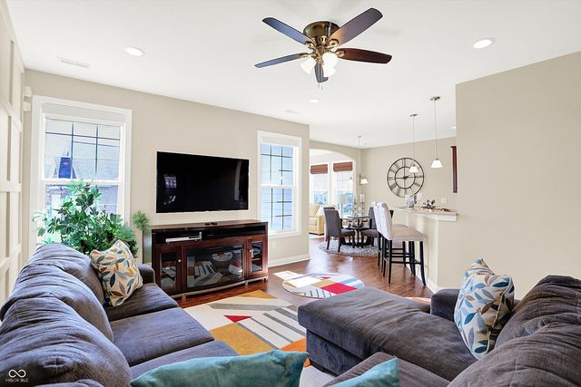 7547 Starkey Court, Indianapolis, IN 46278