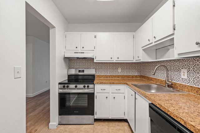 7831 SW 56th Street 112b, Miami, FL 33155