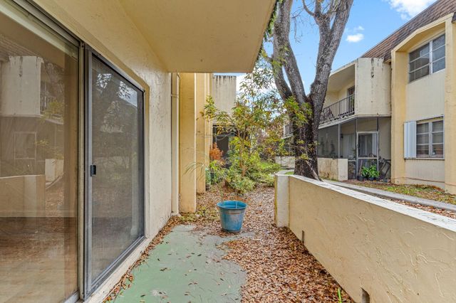 7831 SW 56th Street 112b, Miami, FL 33155