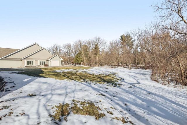 123 Waverly Drive, Cambridge, WI 53523
