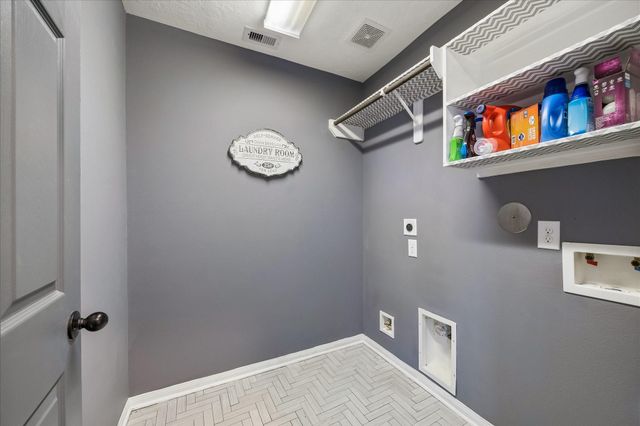 5931 Wildbriar Lane, Richmond, TX 77469