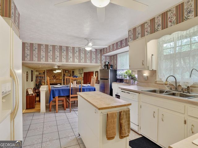 4605 Mercer Road, Stone Mountain, GA 30083