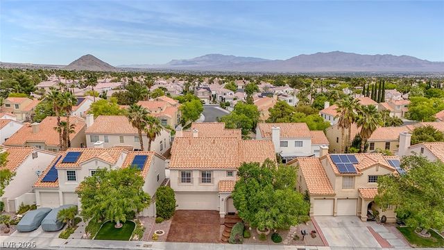 9424 Rolling Ridge Lane, Las Vegas, NV 89134