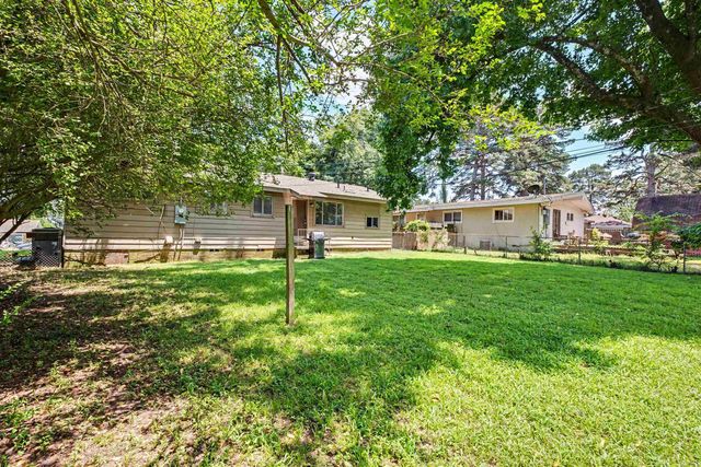 37 Barbara Dr, Little Rock, AR 72204