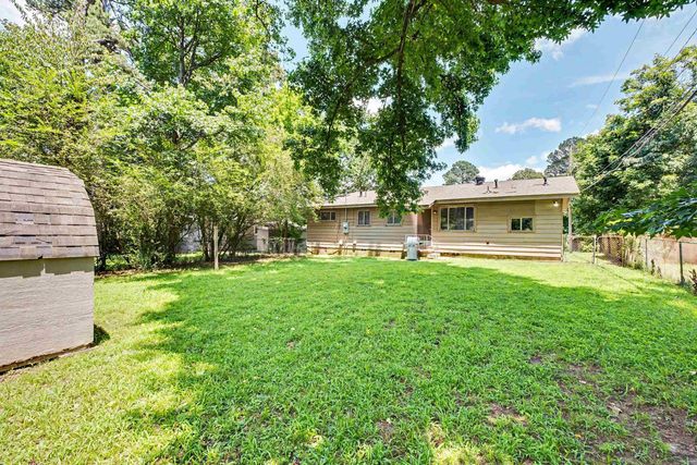 37 Barbara Dr, Little Rock, AR 72204