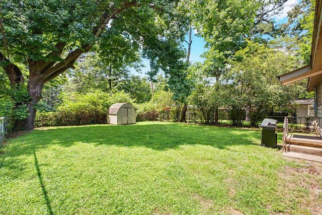 37 Barbara Dr, Little Rock, AR 72204