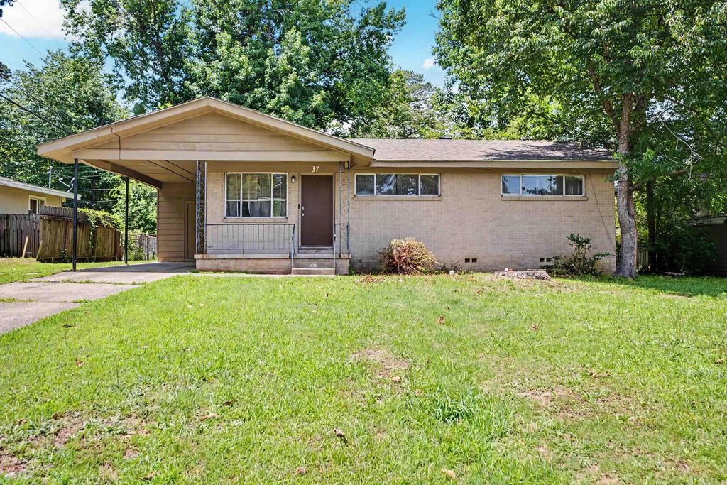 37 Barbara Dr, Little Rock, AR 72204