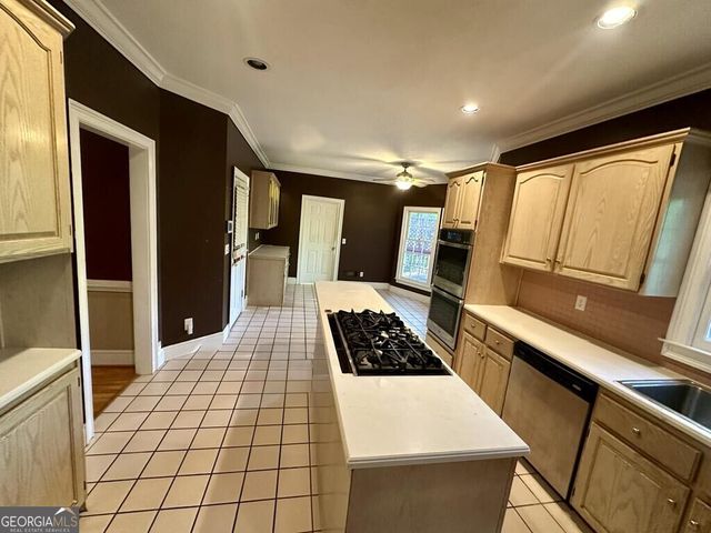 4705 Riversound Drive, Snellville, GA 30039