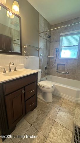 5324 Tahia Dr, Louisville, KY 40216