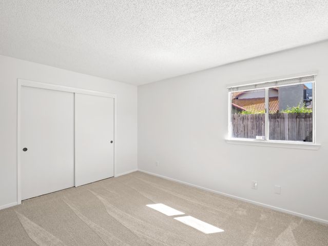 1631 E Deyoung Drive, Fresno, CA 93720