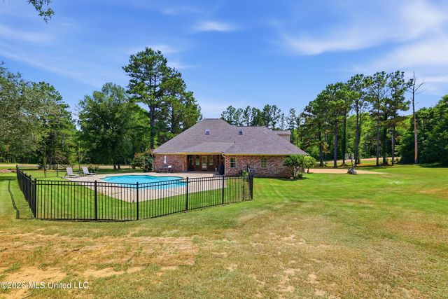 5570 Williamson Road, Clinton, MS 39056