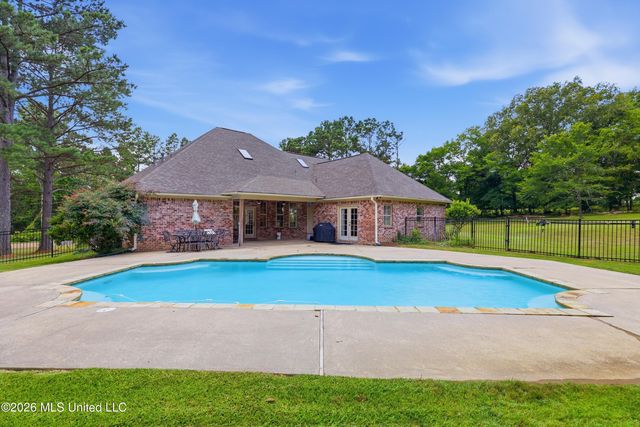 5570 Williamson Road, Clinton, MS 39056