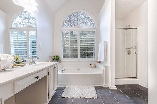 2913 Granville NW Drive, Marietta, GA 30064