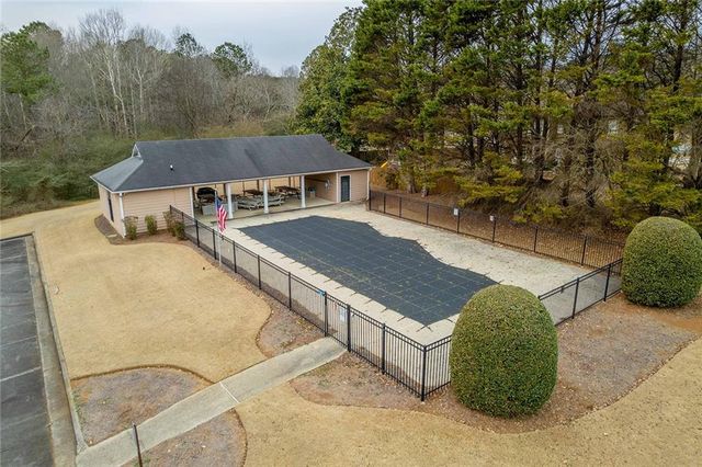 2913 Granville NW Drive, Marietta, GA 30064