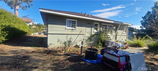 19542 Marcy Drive, Santa Ana, CA 92705
