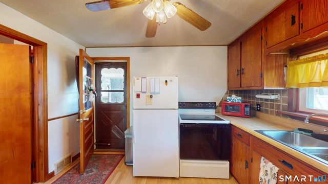 137 Brook Street, Bristol, CT 06010