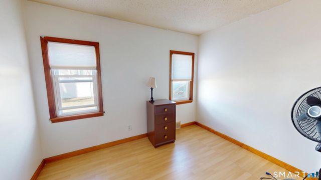 137 Brook Street, Bristol, CT 06010