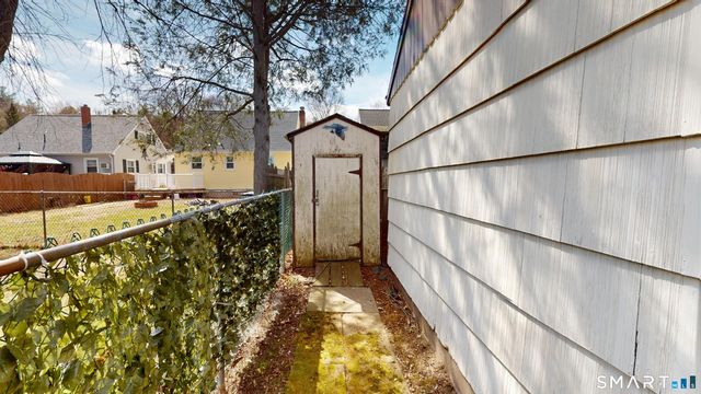 137 Brook Street, Bristol, CT 06010